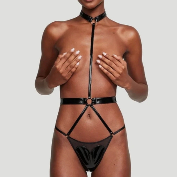 NWT Victorias Secret L Black Faux Patent Leather Open-Cup Playsuit Bodysuit - Picture 2 of 3